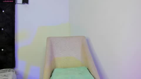  PAULETTE SWEET  online show from 04.23.26