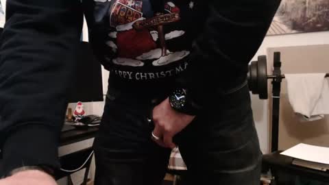 Snapshot of paulie120464 chatting on 12.02.24 paulie120464 online show from 12.02.24