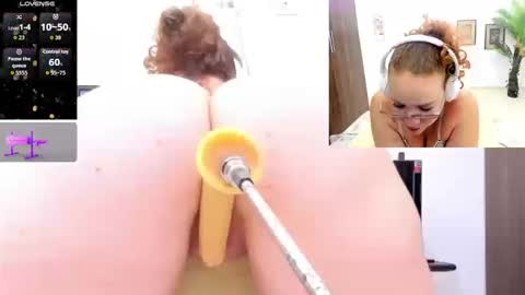 Paulina Davis  online show from 09.23.25