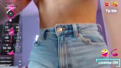 Snapshot of paulina_galvis2700 chatting on 02.04.25 paulina online show from 02.04.25