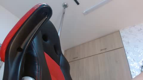 Snapshot of paulina_rubio_ chatting on 02.22.25 Paulina Rubio online show from 02.22.25