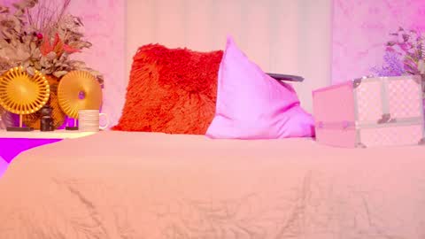 Paulina  online show from 09.30.25