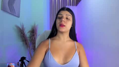 Paulina Belle online show from 11.10.25
