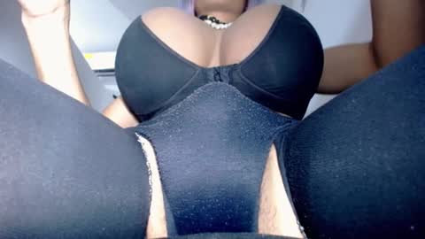 paulinabigcock24 online show from 12.22.24