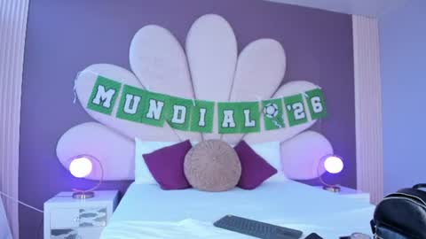 Snapshot of paulinaduarte_ chatting on 06.19.26 Paulina online show from 06.19.26