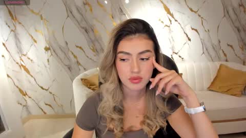 Paulina Santos  online show from 03.07.25