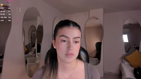 Paulina Santos  online show from 09.11.25