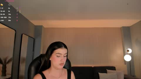 Paulina Santos  online show from 10.17.25