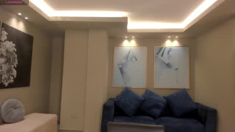 Paulina Santos  online show from 02.04.26