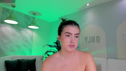 Paulina Santos  online show from 03.17.26