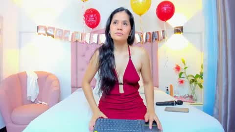 paulinavera online show from 05.19.26