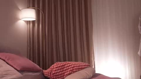 pauline_7 online show from 02.08.26