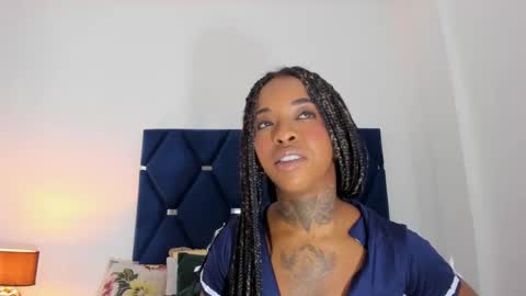 Pauline online show from 10.02.25