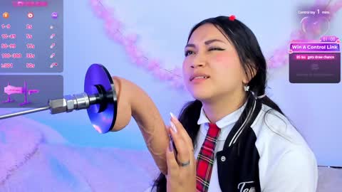 Pauline online show from 01.06.25