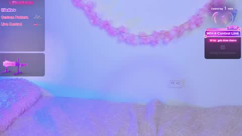 Pauline online show from 02.07.25