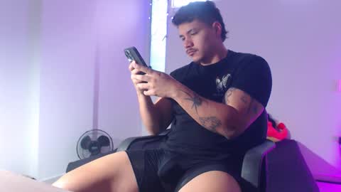 Snapshot of paulo_allen chatting on 10.13.25 Paulo online show from 10.13.25