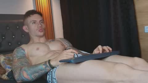 Paul online show from 02.01.26