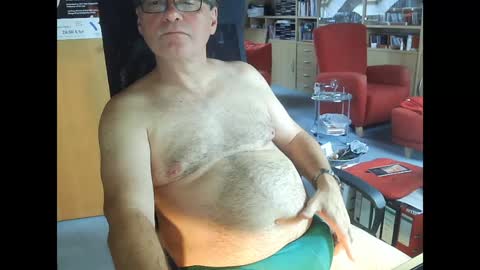 Snapshot of pavlovsdog2006 chatting on 12.02.24 Pavlov aka Peter online show from 12.02.24