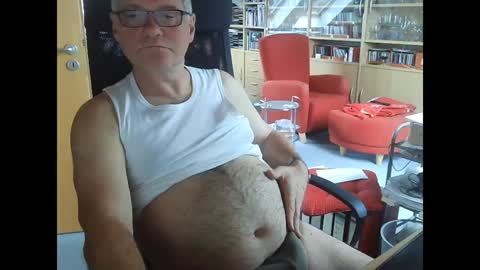 Snapshot of pavlovsdog2006 chatting on 12.20.24 Pavlov aka Peter online show from 12.20.24