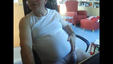 Snapshot of pavlovsdog2006 chatting on 02.09.26 Pavlov aka Peter online show from 02.09.26