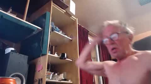 Snapshot of pc8474408 chatting on 09.17.25 pc8474408 online show from 09.17.25