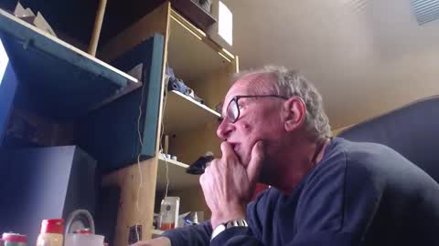 Snapshot of pc8474408 chatting on 10.03.25 pc8474408 online show from 10.03.25