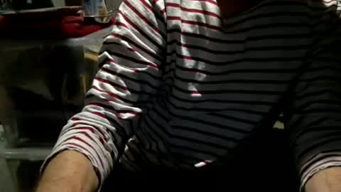 Snapshot of pea23 chatting on 11.24.25 pea23 online show from 11.24.25