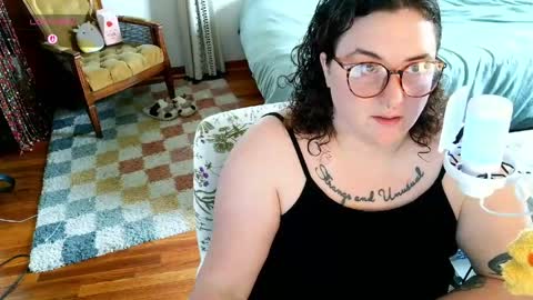 Peach Bandit online show from 04.01.26