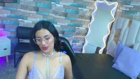 peachy_tay online show from 01.12.26