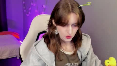 Snapshot of peachymaybe chatting on 10.07.25 Peachy not a bb baby love or something Please call me Peachy online show from 10.07.25