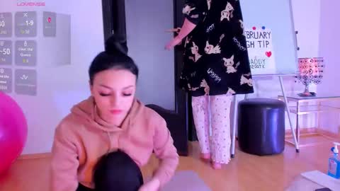 Snapshot of peanaughty chatting on 02.28.26 Kate online show from 02.28.26