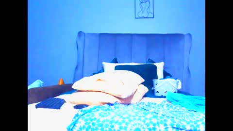 Snapshot of pearlblu38 chatting on 04.30.26 Pearl online show from 04.30.26