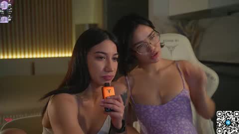 Snapshot of pearly_dream chatting on 03.02.26 Leo online show from 03.02.26