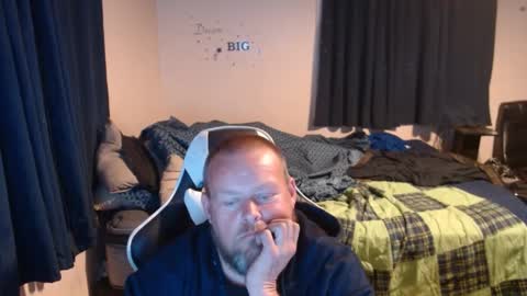 pecker40 online show from 01.06.25