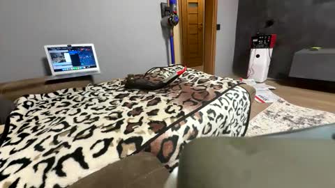 pedkelniupora online show from 11.26.25