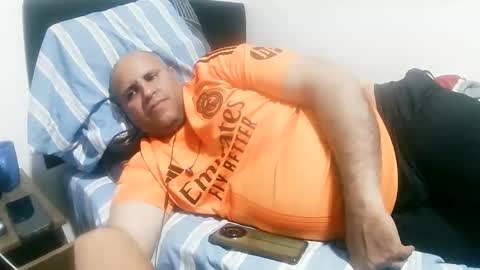 Snapshot of pedrofalfan chatting on 11.12.25 Pedro online show from 11.12.25