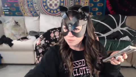 NEXT CHILL SESH  1130 930pm -ish PEEK online show from 12.13.24