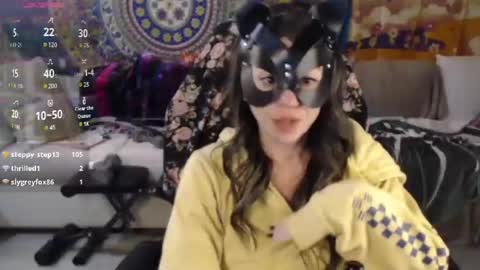 NEXT CHILL SESH  1130 930pm -ish PEEK online show from 01.16.25