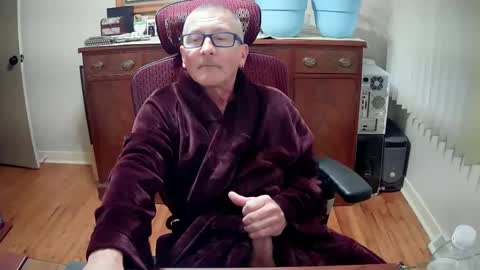 peepingmale online show from 12.28.24