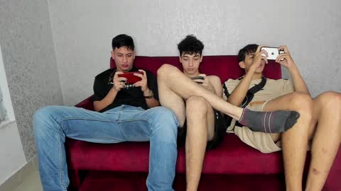 CAIN-19  ALLEN-18 RONALD-18 AUSTIN-18 MOD DANTE online show from 01.11.25