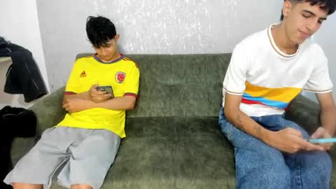 Snapshot of pelusos_mens chatting on 07.07.26 CAIN-19 ALLEN-18 RONALD-18 AUSTIN-18 MOD DANTE online show from 07.07.26
