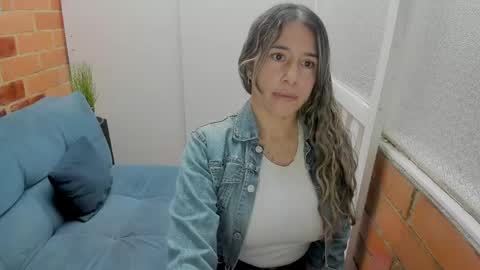 Snapshot of penelope47 chatting on 05.19.26 Penelope online show from 05.19.26