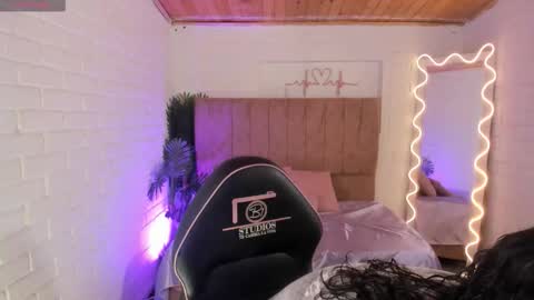 penelope online show from 11.10.25