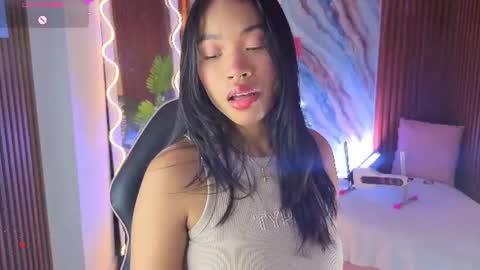Snapshot of penelope_tay chatting on 07.19.26 penelope online show from 07.19.26