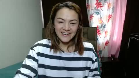 Snapshot of penelopemist chatting on 10.17.25 penelopemist online show from 10.17.25