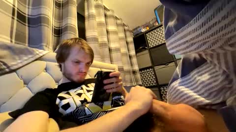 Penguin online show from 09.17.25