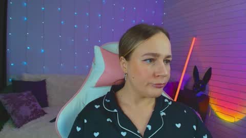 Dia  online show from 03.04.25