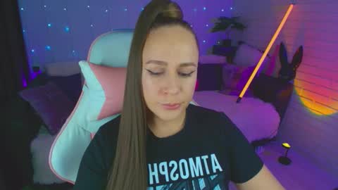 Dia  online show from 09.14.25