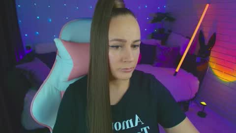 Dia  online show from 09.16.25