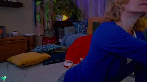 Snapshot of peppermintdusty chatting on 12.27.24 Peppermint and Dusty online show from 12.27.24